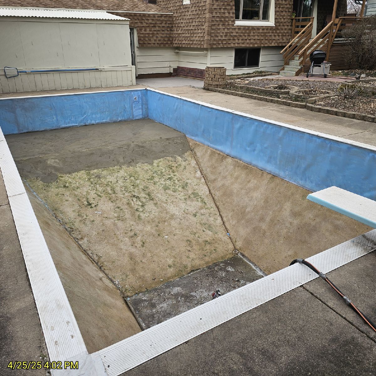 Pool renovation project 002 - photo 1